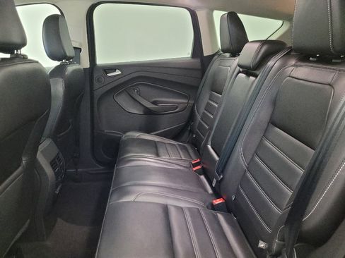 Used 2019 Ford Escape Titanium AWD/4WD image 18