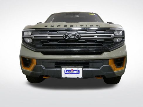Used 2025 Ford Expedition Tremor AWD/4WD image 12