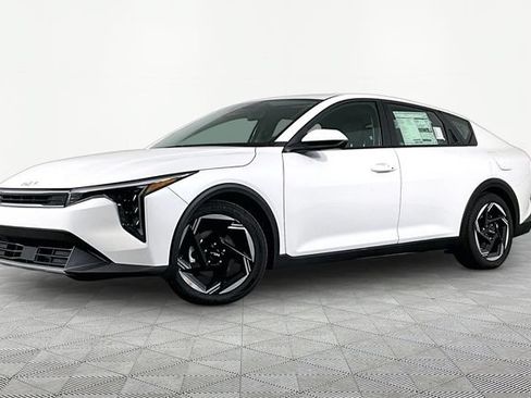 New 2026 Kia K4 EX FWD image 1