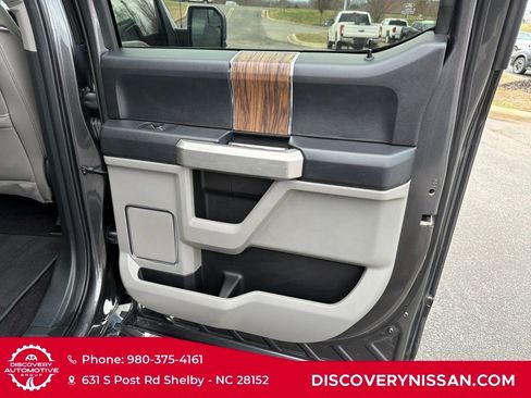 Used 2019 Ford F150 Lariat image 26