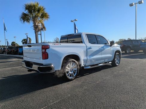 Used 2020 Chevrolet Silverado 1500 LTZ w/ LTZ Premium Package image 4