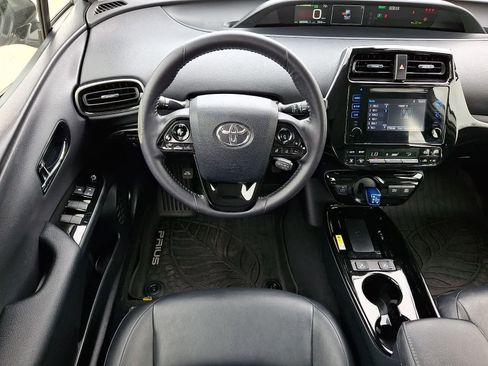 Certified 2019 Toyota Prius XLE w/ Advanced Technology Package AWD/4WD image 14