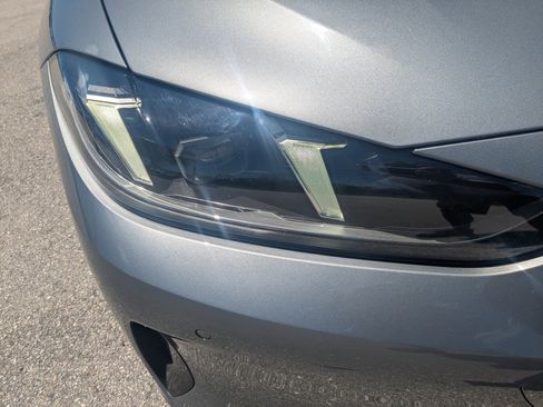 Used 2025 BMW 430i Convertible image 15