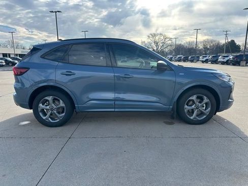 Certified 2023 Ford Escape ST-Line w/ Tech Pack #1 image 5