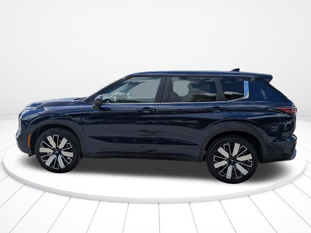 New 2026 Mitsubishi Outlander SE FWD image 7
