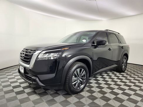 Used 2022 Nissan Pathfinder SV w/ Cargo Package image 1