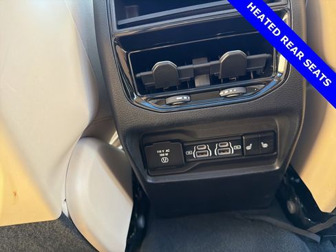 Certified 2022 Jeep Grand Cherokee Limited image 27