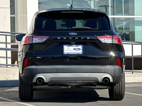 Used 2022 Ford Escape SE w/ Convenience Package image 4