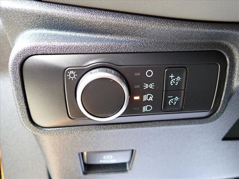 Used 2022 Ford Bronco Black Diamond image 13