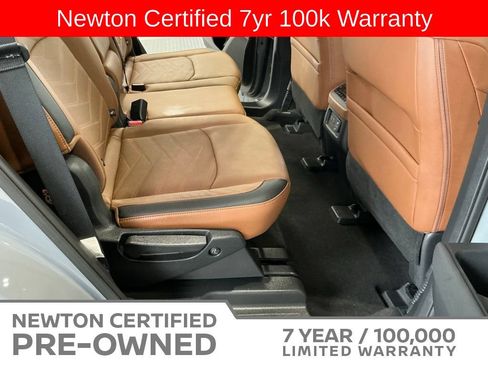 Used 2025 Nissan Pathfinder Platinum w/ Cargo Package AWD/4WD image 23