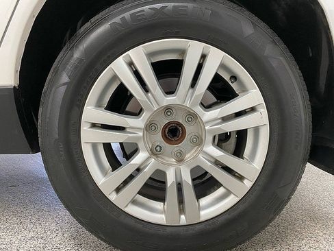 Used 2016 Cadillac SRX Luxury w/ Driver Awareness Package image 24