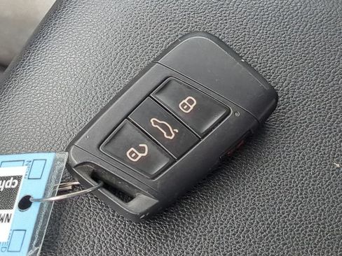 Used 2022 Volkswagen Taos S AWD/4WD image 38