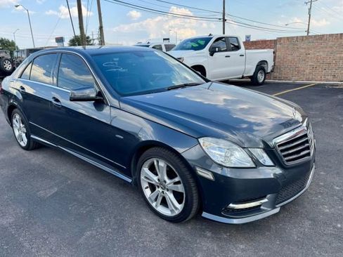 Used 2012 Mercedes-Benz E 350 4MATIC Sedan image 11