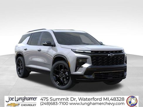 New 2026 Chevrolet Traverse RS w/ LPO, Floor Liner Package AWD/4WD image 7