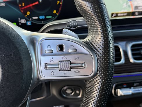 Certified 2022 Mercedes-Benz GLS 450 4MATIC image 25