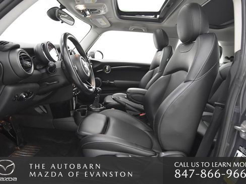 Used 2014 MINI Cooper S image 31