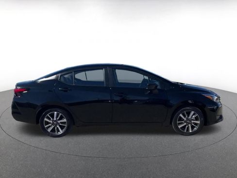 Used 2025 Nissan Versa SV image 16