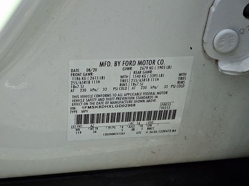 Used 2020 Ford Explorer XLT w/ Equipment Group 202A AWD/4WD image 29