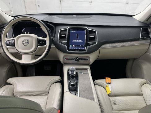 Used 2023 Volvo XC90 B6 Ultimate AWD/4WD image 4