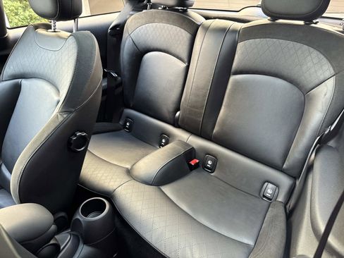 Certified 2023 MINI Cooper S w/ Signature Upholstery Package FWD image 11