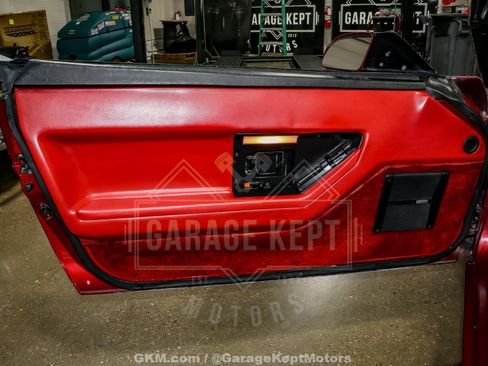 Used 1986 Chevrolet Corvette Convertible image 67