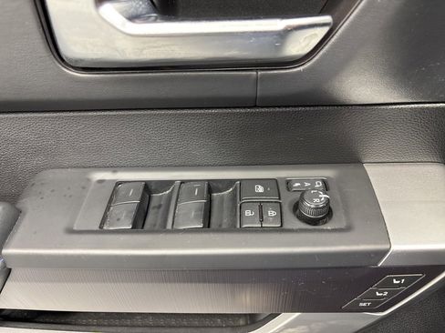 Used 2022 Toyota Tundra Platinum image 34