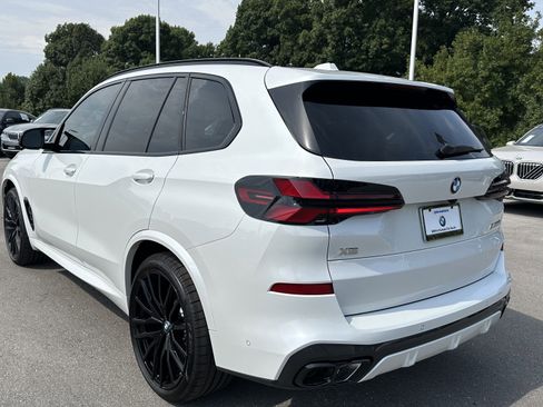 Used 2026 BMW X5 M60i w/ Executive Package AWD/4WD image 8