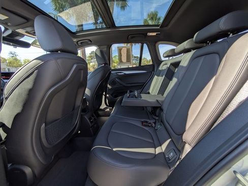 Used 2021 BMW X1 sDrive28i w/ M Sport Package image 22