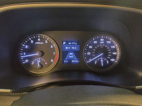 Used 2020 Hyundai Tucson Value FWD image 23