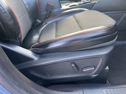 Used 2024 Ford Escape ST-Line Select w/ Tech Pack #2 image 12