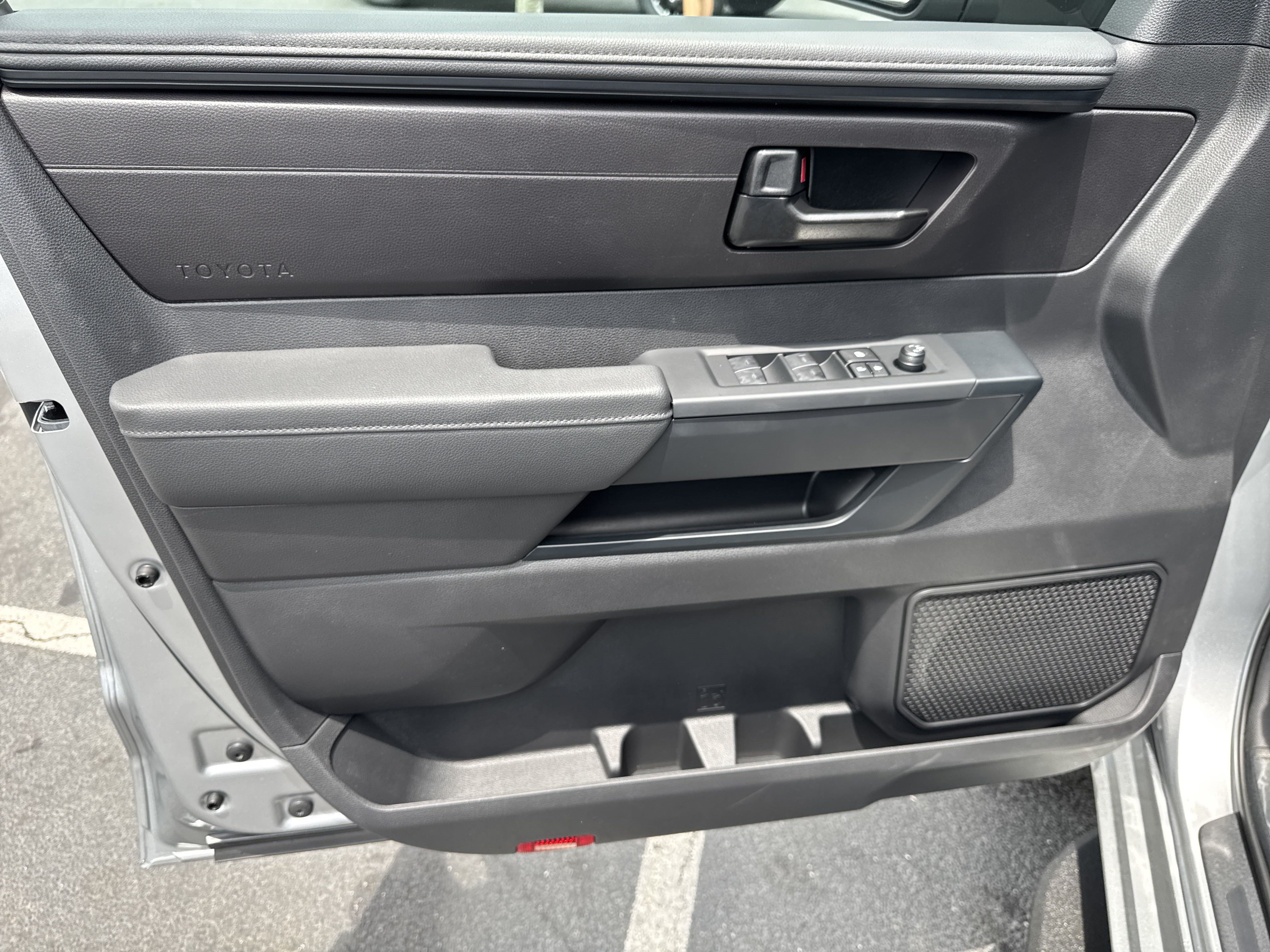 New 2025 Toyota Tundra SR w/ SR Tow Package AWD/4WD image 22