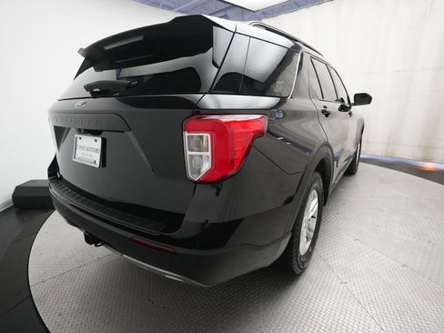 Used 2023 Ford Explorer XLT AWD/4WD image 13