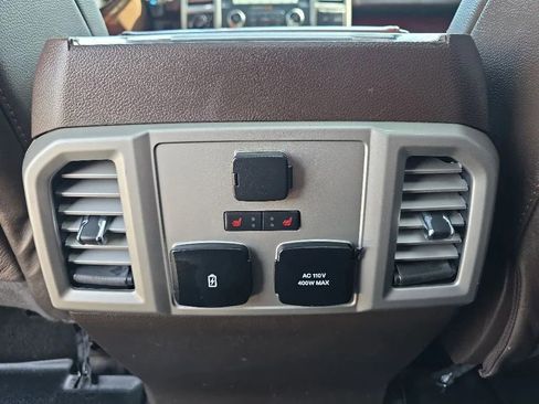 Used 2018 Ford F150 King Ranch w/ Equipment Group 601A Luxury AWD/4WD image 17