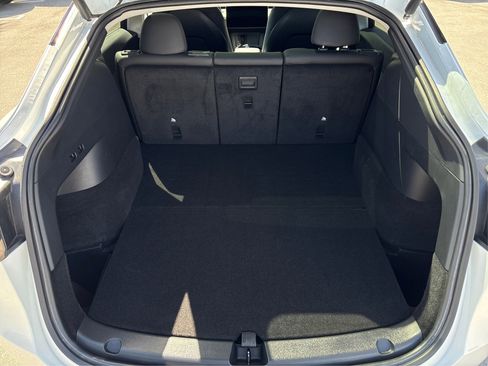 Used 2023 Tesla Model Y Long Range image 11