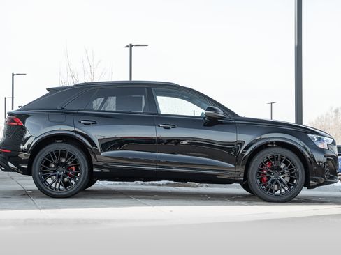 New 2026 Audi SQ8 Prestige image 3