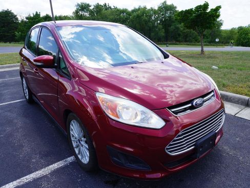 Used 2015 Ford C-MAX SE w/ Equipment Group 201A FWD image 4