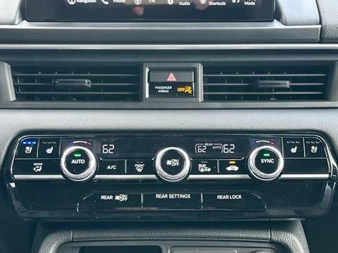 New 2025 Honda Pilot Black Edition image 27