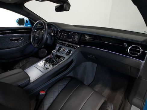 Used 2020 Bentley Continental GT image 42