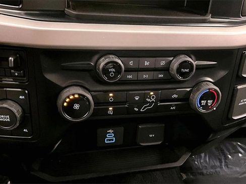 Used 2023 Ford F250 XLT image 27