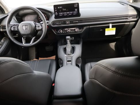 New 2026 Honda HR-V EX-L image 9