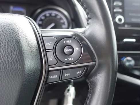 Certified 2023 Toyota Camry SE FWD image 18