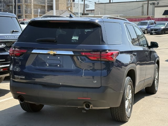 Used 2022 Chevrolet Traverse LT FWD image 4