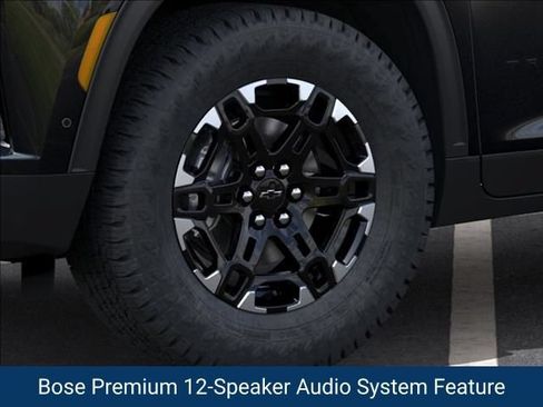 New 2027 Chevrolet Traverse Z71 w/ Enhanced Driving Package AWD/4WD image 10