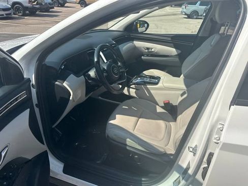 Used 2023 Hyundai Tucson Limited AWD/4WD image 17