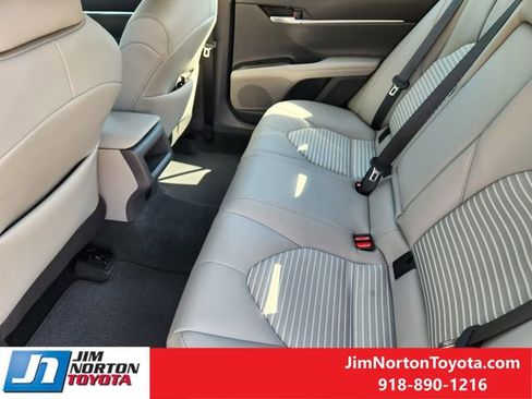 Used 2024 Toyota Camry SE FWD image 30