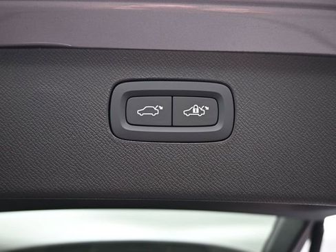 New 2026 Volvo XC90 T8 Plus w/ Protection Package Premier AWD/4WD image 34