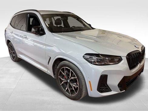 Certified 2024 BMW X3 M40i w/ Premium Package image 5