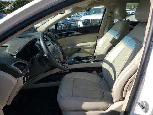 Used 2016 Lincoln MKZ w/ Equipment Group 300A Reserve image 11