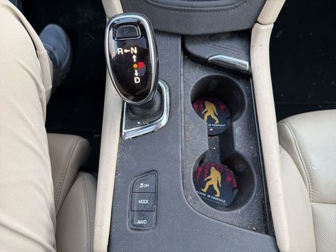 Used 2017 Cadillac XT5 Luxury w/ Driver Awareness Package image 40