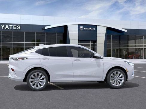 New 2026 Buick Envista Avenir image 5